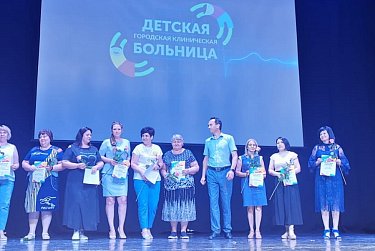 Оренбуржье чествует медиков